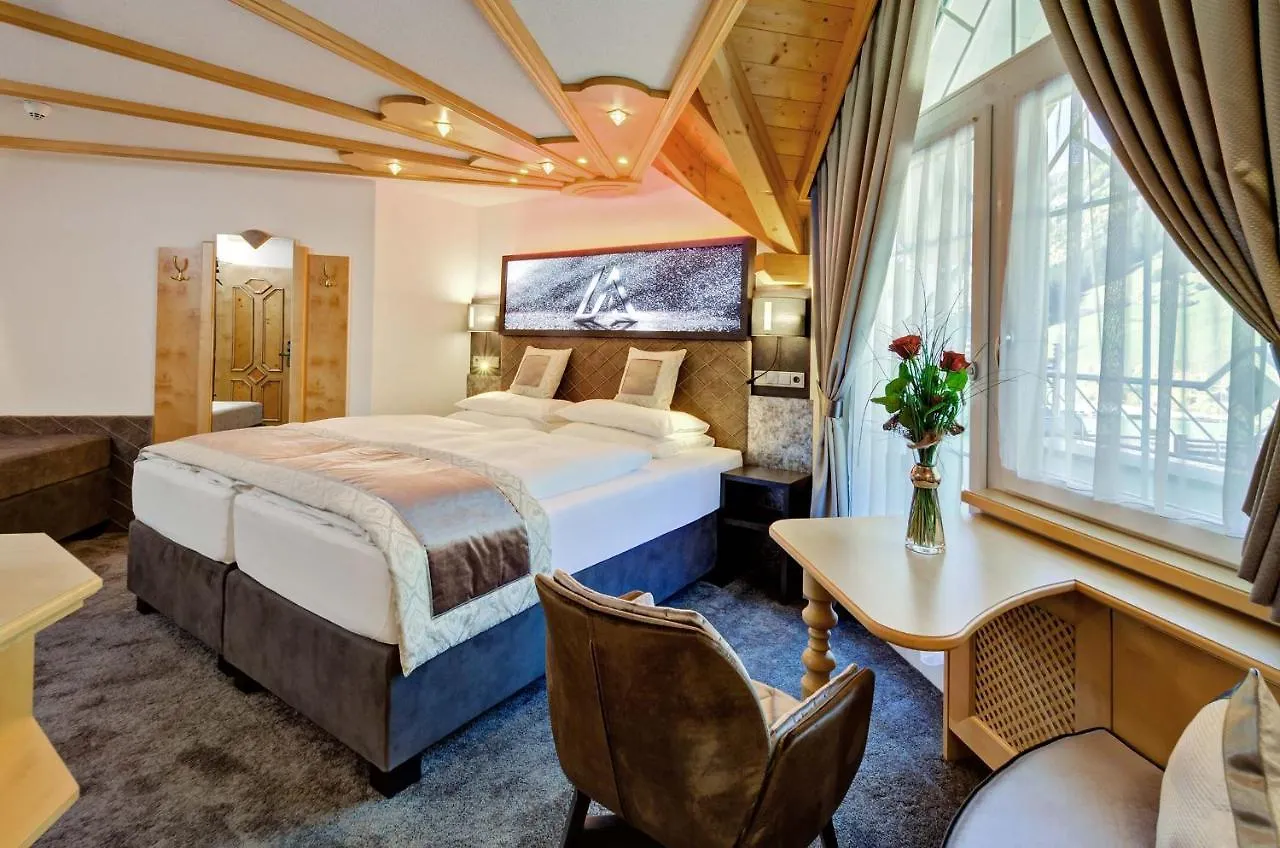 Alpinstyle Hotel Ischgl 4*,  Avusturya